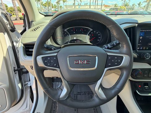 Used 2020 GMC Terrain Denali w/ Denali Premium Package AWD/4WD image 15