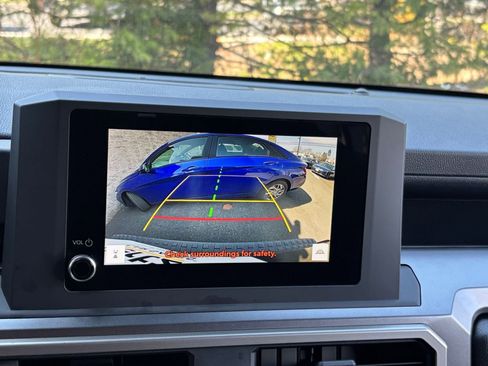 Used 2025 Toyota 4Runner SR5 RWD image 23