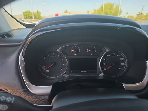 Used 2020 Chevrolet Traverse Premier FWD image 10