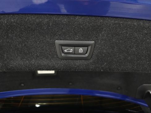 Used 2022 BMW M340i xDrive w/ Driving Assistance Package AWD/4WD image 9