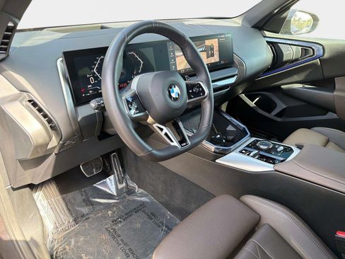 Used 2025 BMW X3 xDrive30i w/ Premium Package AWD/4WD image 37