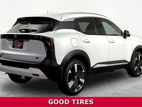 Used 2025 Nissan Kicks SR FWD image 6