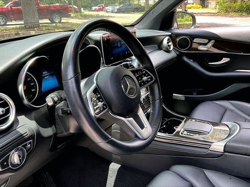 Used 2020 Mercedes-Benz GLC 300 4MATIC image 14