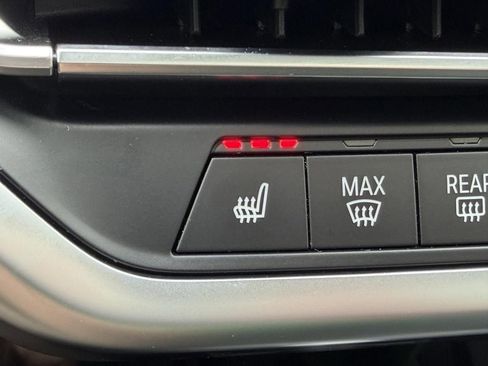 Used 2019 GMC Yukon Denali image 19