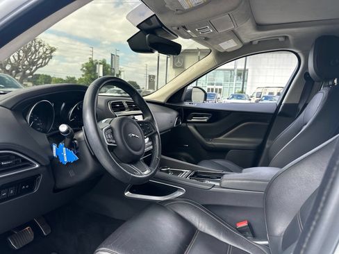 Used 2019 Jaguar F-PACE Prestige AWD/4WD image 19