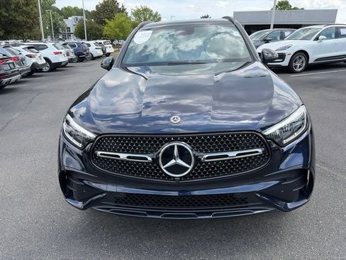 Used 2024 Mercedes-Benz GLC 300 4MATIC image 2