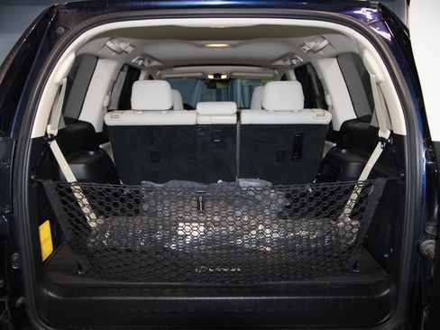 Used 2023 Lexus GX 460 Premium image 45