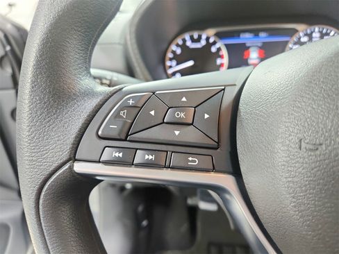 Used 2024 Nissan Sentra SV image 23