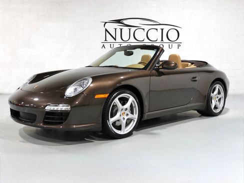 Used 2011 Porsche 911 Cabriolet image 6