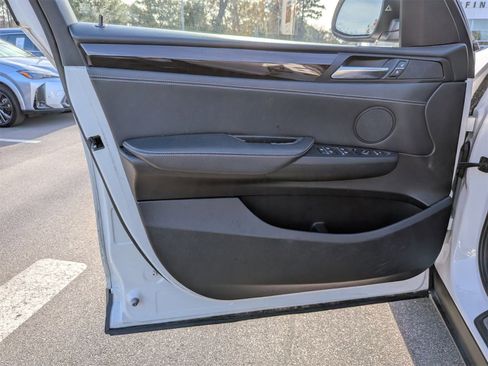 Used 2017 BMW X3 xDrive28i image 12