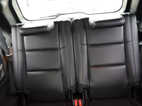 Used 2017 Dodge Durango Citadel w/ Premium Entertainment Group RWD image 23