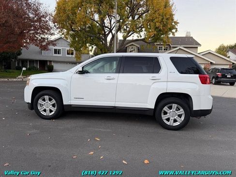 Used 2015 GMC Terrain SLE image 9