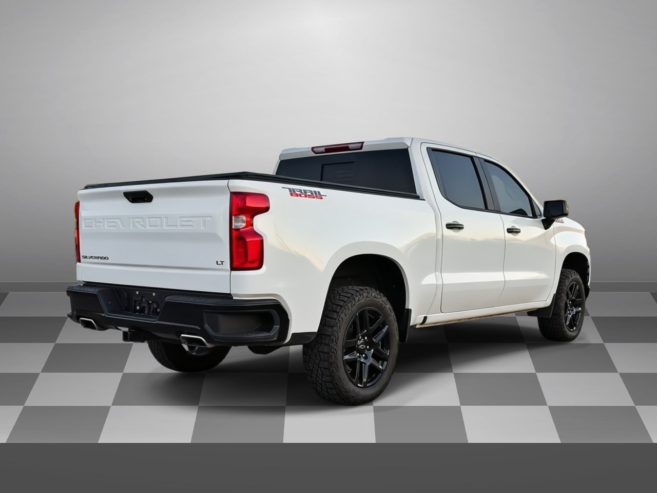 Used 2022 Chevrolet Silverado 1500 LT Trail Boss w/ Convenience Package II AWD/4WD image 6