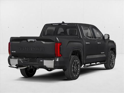Used 2026 Toyota Tundra Limited AWD/4WD image 2