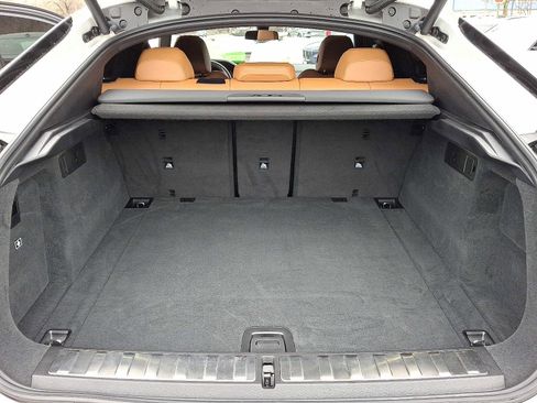 Used 2023 BMW X6 xDrive40i w/ M Sport Package image 30