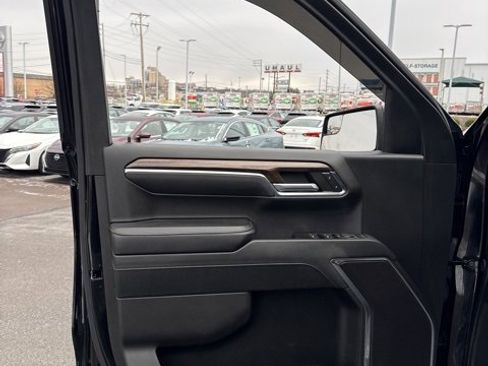 Used 2024 Chevrolet Silverado 1500 RST w/ Protection Package image 9