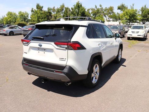 Used 2021 Toyota RAV4 Limited AWD/4WD image 5