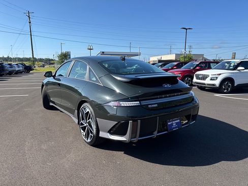 Used 2024 Hyundai Ioniq 6 SEL image 3