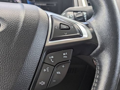 Used 2024 Ford Edge Titanium AWD/4WD image 25