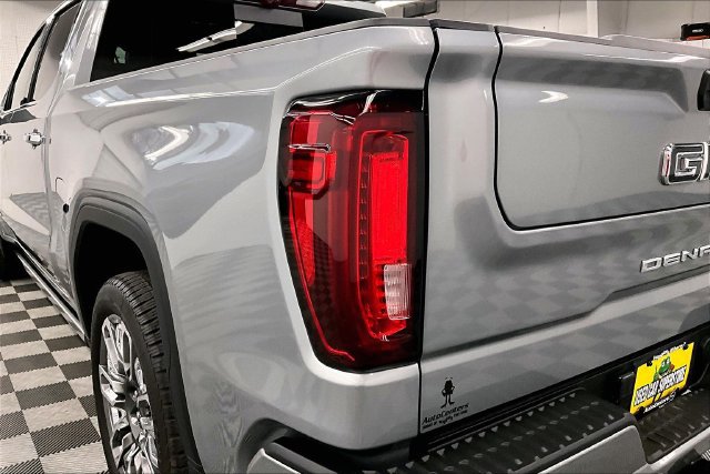 Used 2024 GMC Sierra 1500 Denali Ultimate AWD/4WD image 38
