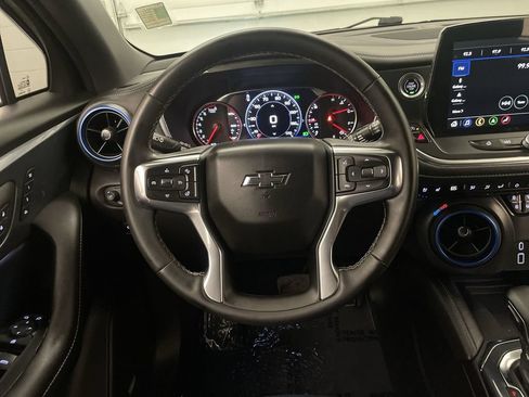 Used 2023 Chevrolet Blazer RS w/ Driver Confidence II Package FWD image 5