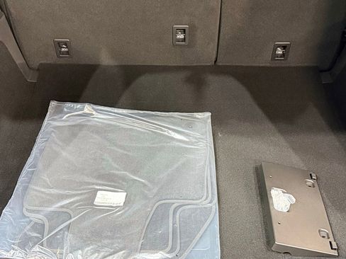 New 2026 Lincoln Nautilus Premier w/ Jet Appearance Package image 33