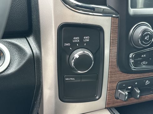 Used 2018 RAM 2500 Laramie w/ Off Road Package image 21