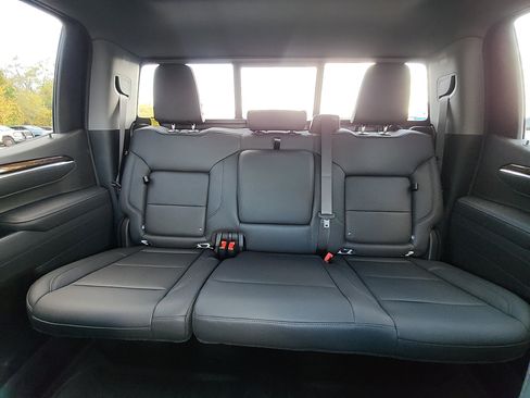 New 2026 GMC Sierra 1500 Elevation image 25