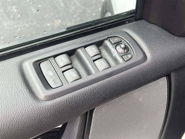 Used 2016 Land Rover LR4 HSE AWD/4WD image 19