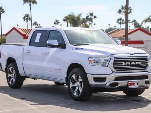 Used 2023 RAM 1500 Laramie AWD/4WD image 4