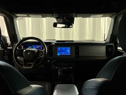 Used 2023 Ford Bronco Outer Banks image 17
