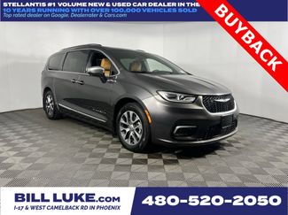 Used 2022 Chrysler Pacifica Pinnacle video 1
