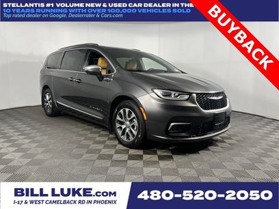Used 2022 Chrysler Pacifica Pinnacle