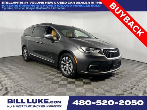 Used 2022 Chrysler Pacifica Pinnacle image 1