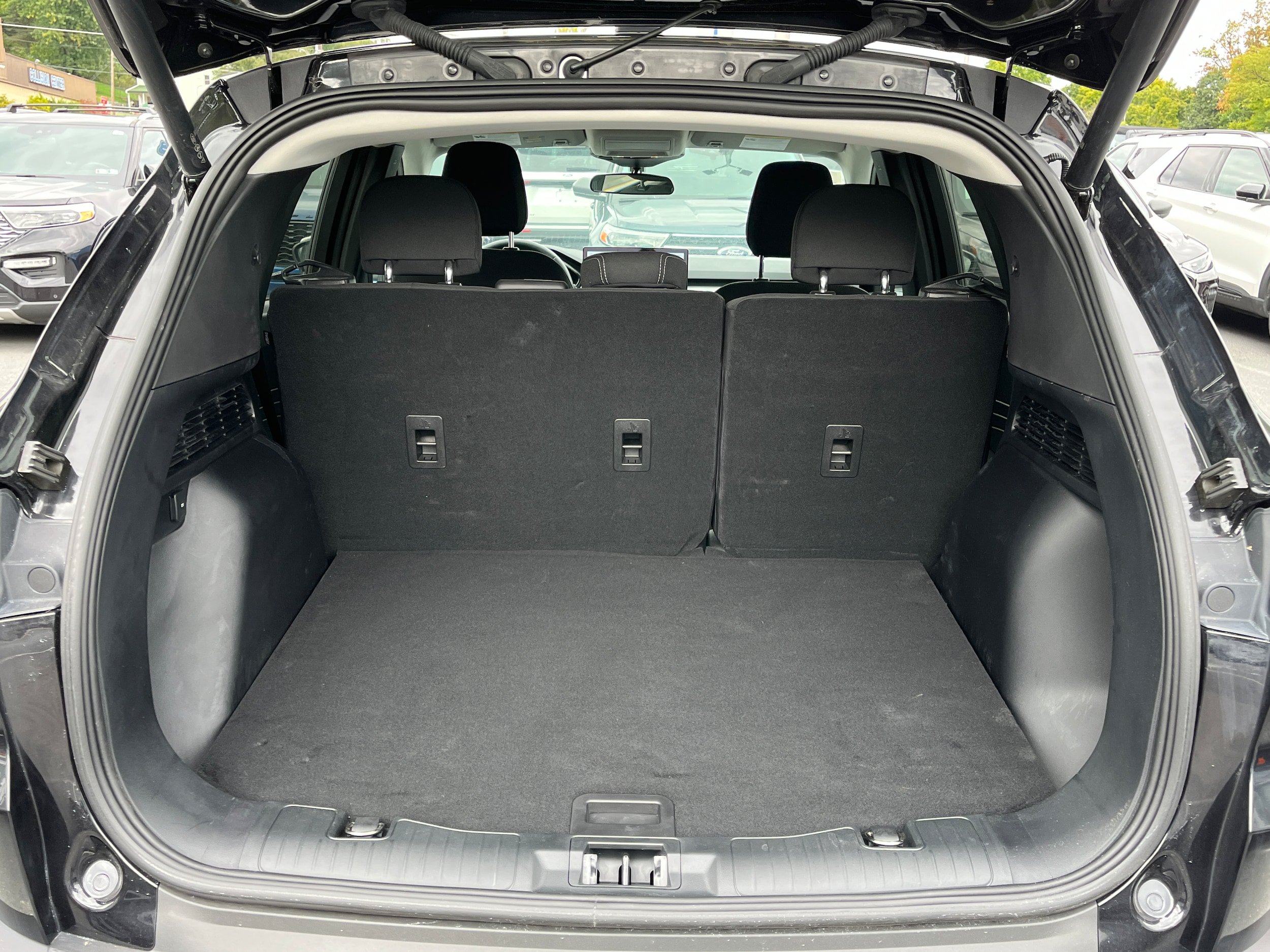 Used 2023 Ford Escape Active w/ Tech Pack #2 AWD/4WD image 10