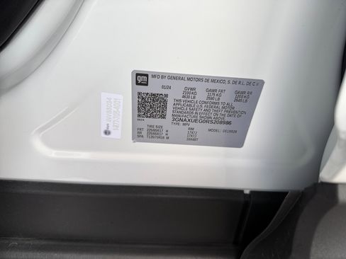 Used 2024 Chevrolet Equinox LT image 23