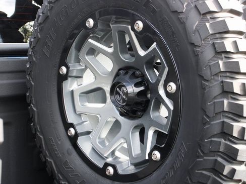 Used 2019 Ford F150 Raptor w/ Equipment Group 802A Luxury AWD/4WD image 12