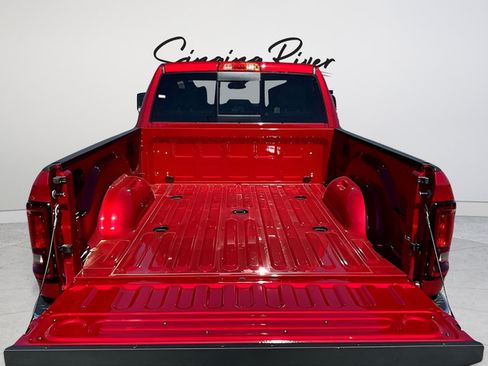 New 2026 RAM 2500 Tradesman AWD/4WD image 17