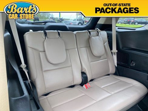 Used 2022 Ford Explorer XLT w/ Equipment Group 202A AWD/4WD image 9