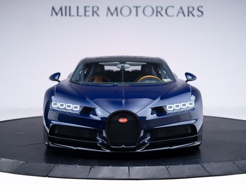 Used 2020 Bugatti Chiron image 8