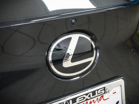 Used 2024 Lexus RZ 300e Premium w/ Technology Package image 27