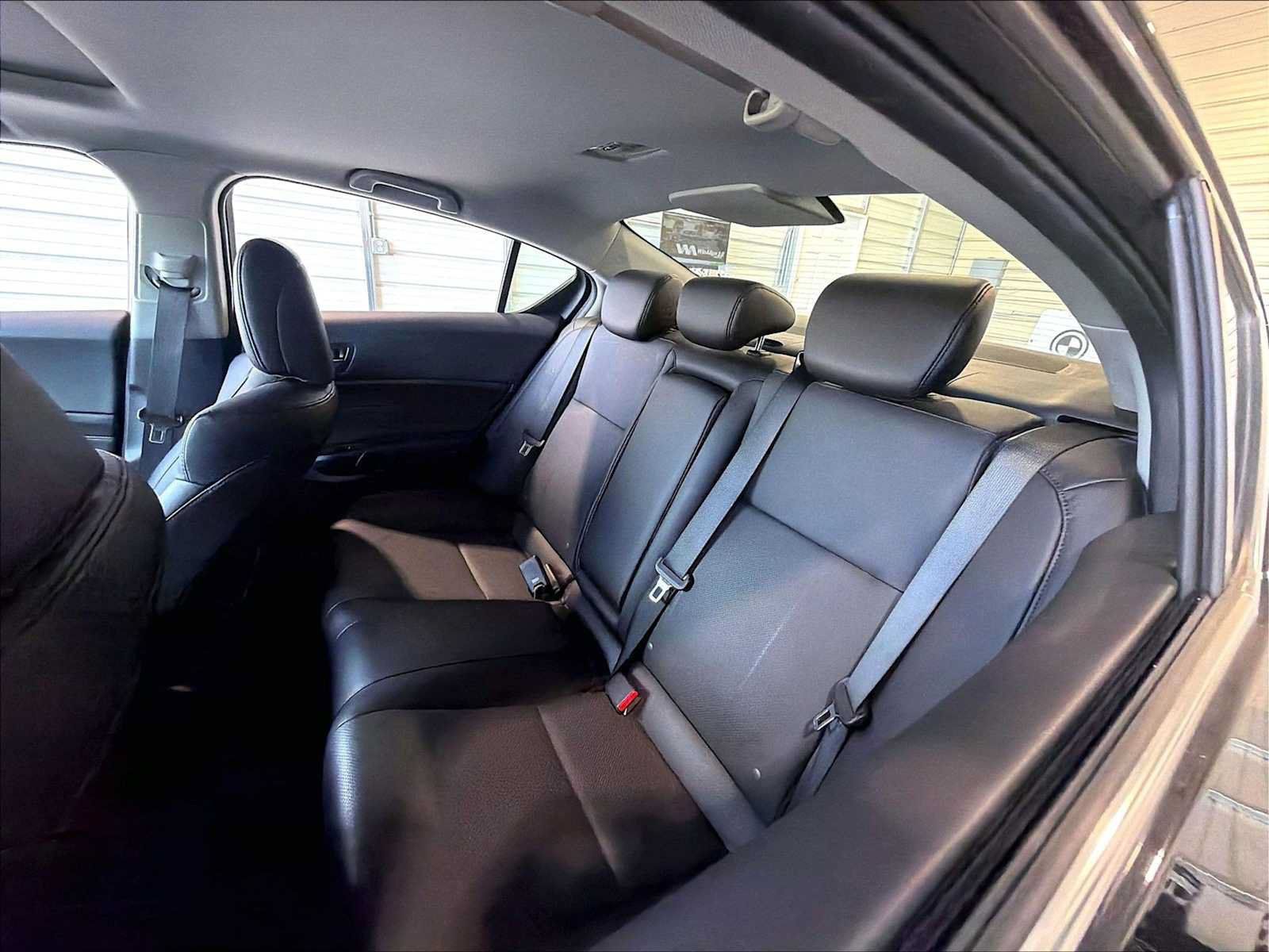 Used 2017 Acura ILX FWD image 27