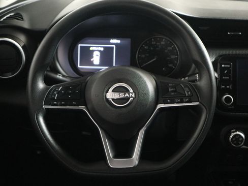 Used 2023 Nissan Kicks SV FWD image 16