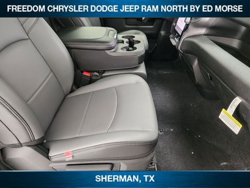 New 2026 RAM 3500 Tradesman AWD/4WD image 9