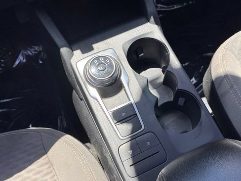 Used 2022 Ford Escape SE FWD image 26