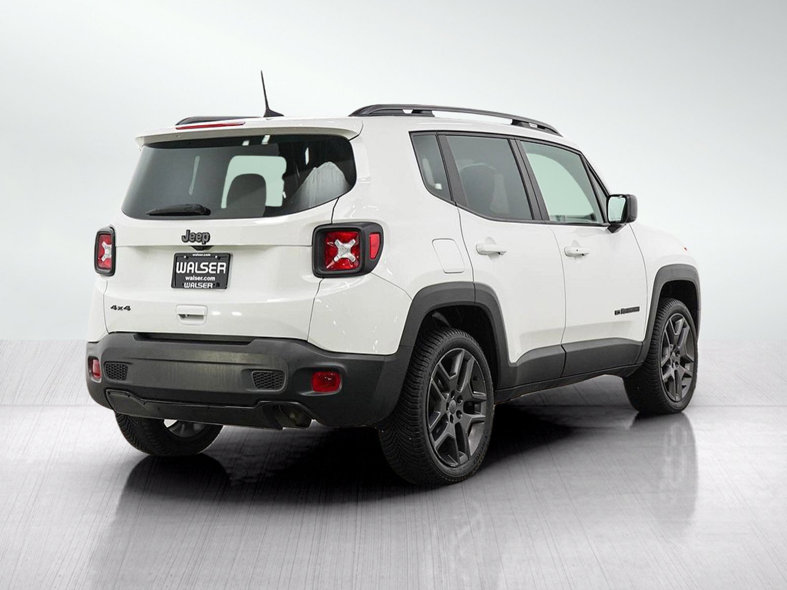 Used 2021 Jeep Renegade Latitude AWD/4WD image 5