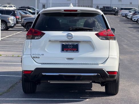 Used 2020 Nissan Rogue S FWD image 6