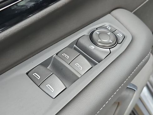 New 2026 Chevrolet Suburban LS w/ Max Trailering Package image 24