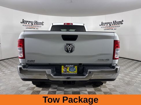 Used 2023 RAM 2500 Tradesman w/ Chrome Appearance Group image 6