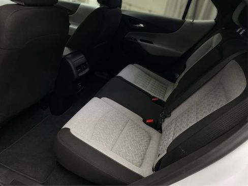 Used 2023 Chevrolet Equinox LS w/ LS Convenience Package image 11